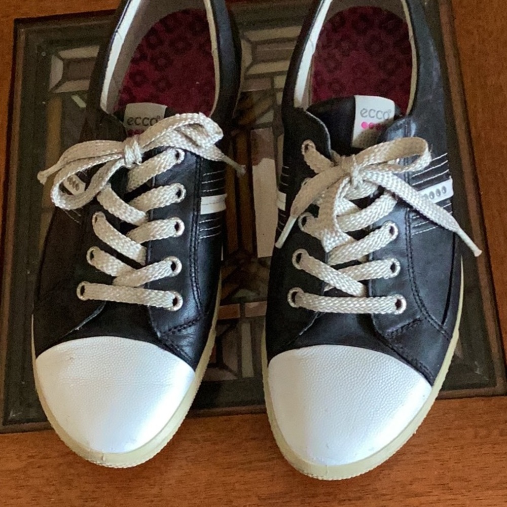 Ecco golf shoes with bonus shoe liners